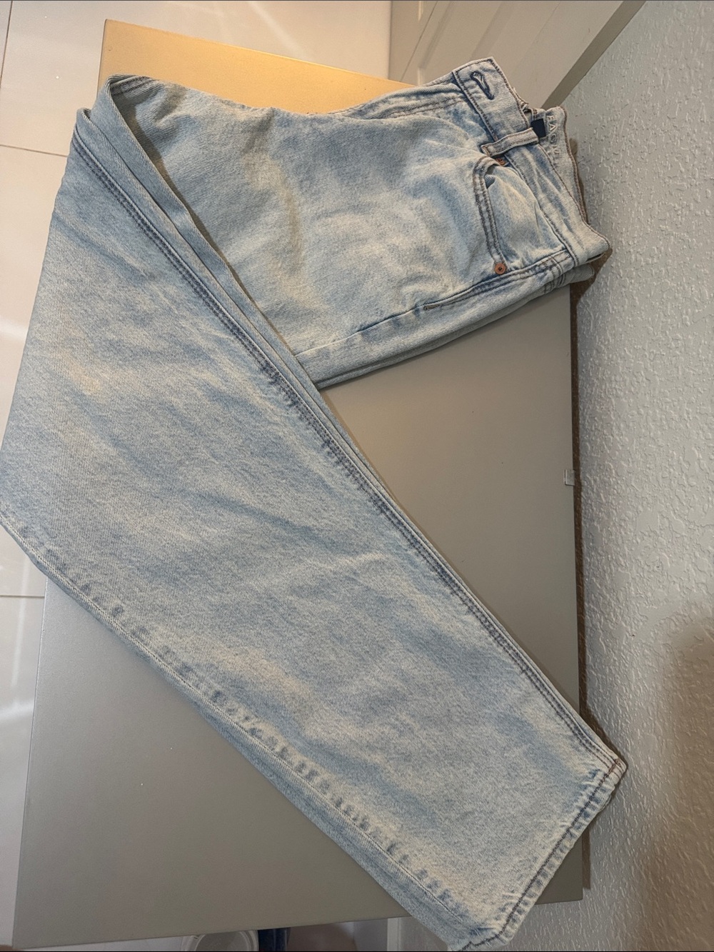 American Eagle Outfitters Light Blue Straight Leg Jeans